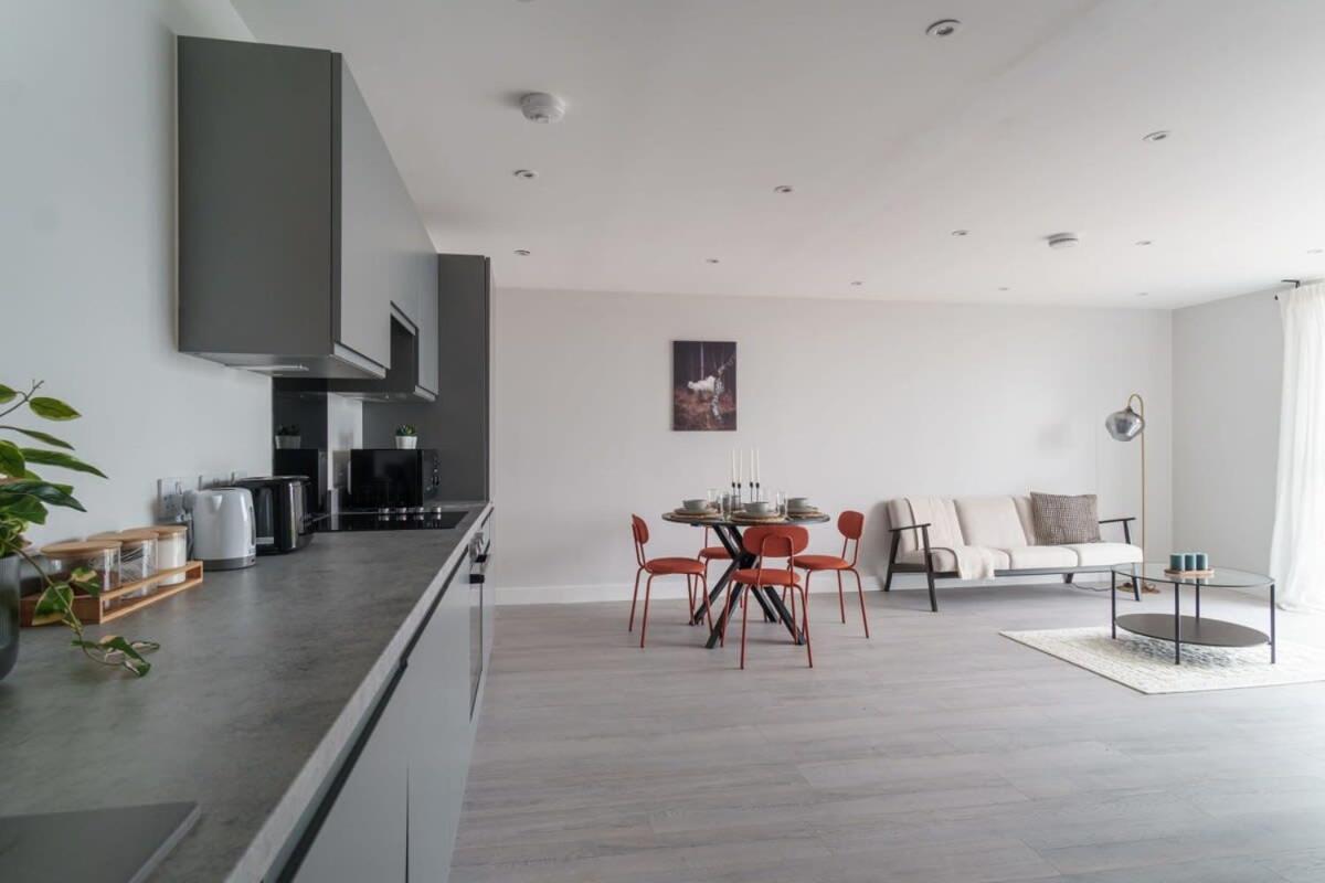 Fantastic 3 Bedroom Manchester Apartment 외부 사진