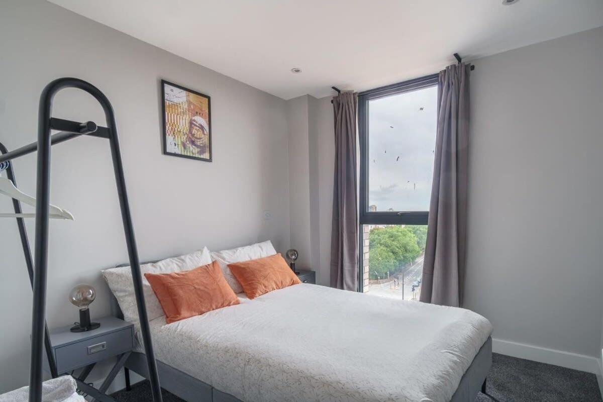 Fantastic 3 Bedroom Manchester Apartment 외부 사진